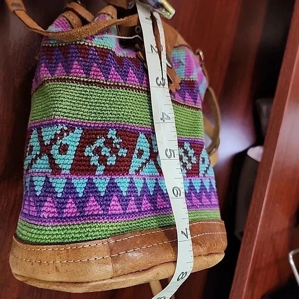 VINTAGE Handwoven Cotton and Leather bucket bag - Picture 7 of 9